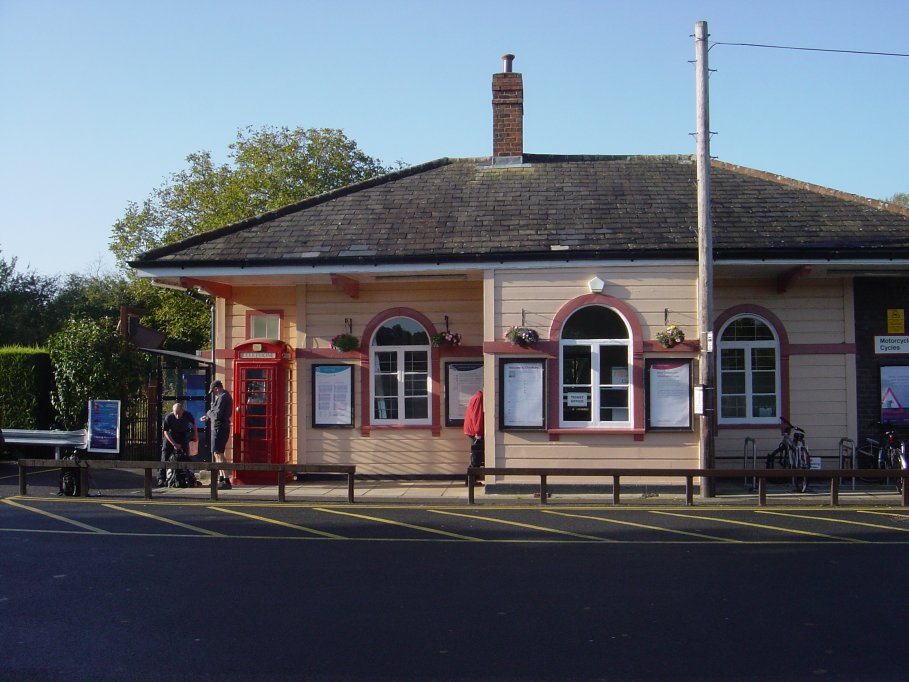 Charlbury station